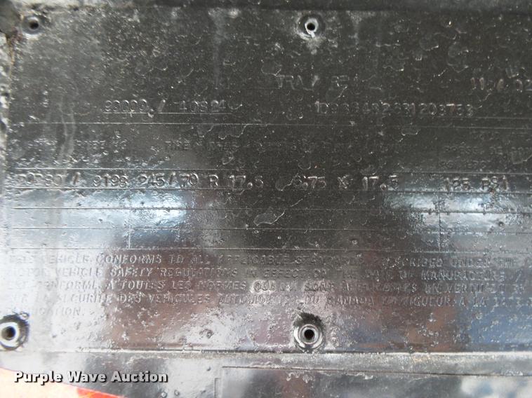 image for item DA2585 2002 Doonan 482DB146 drop deck trailer