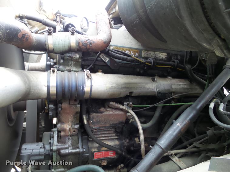 image for item DA7250 1997 Ford AT9513 Aeromax 113 semi truck