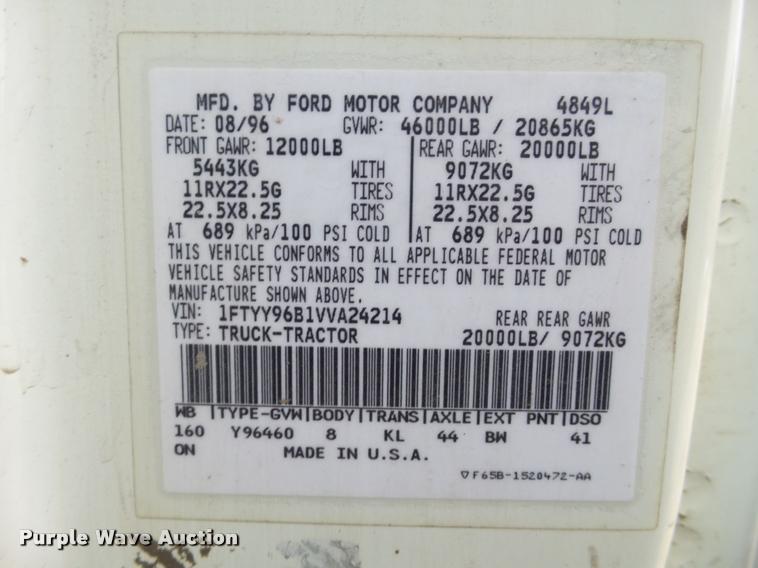 image for item DA7250 1997 Ford AT9513 Aeromax 113 semi truck