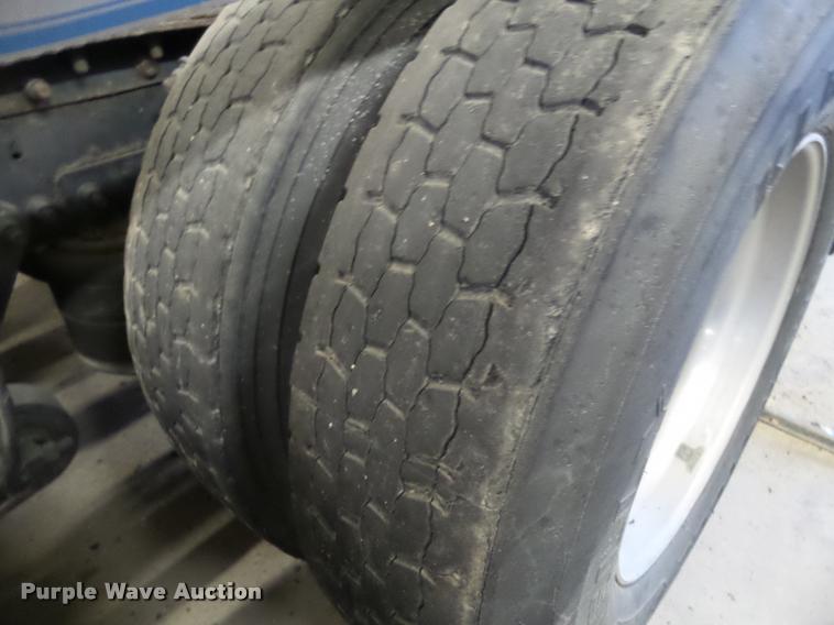 image for item DA7251 1999 Sterling A9513 semi truck