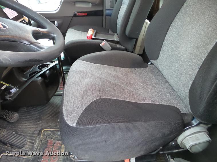 image for item DA7252 2009 Kenworth T660 semi truck