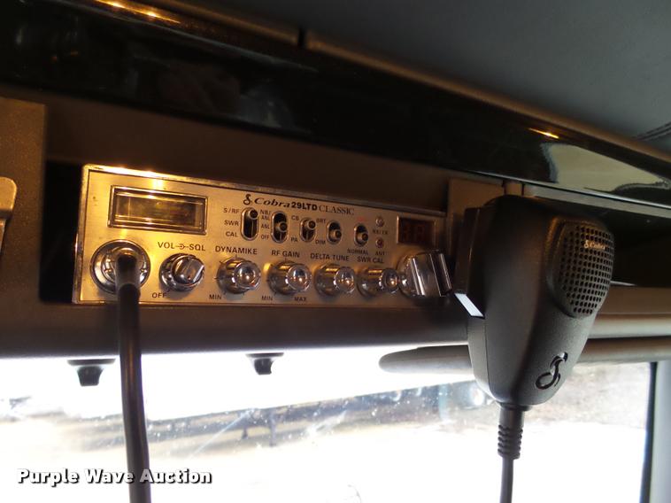 image for item DA7252 2009 Kenworth T660 semi truck