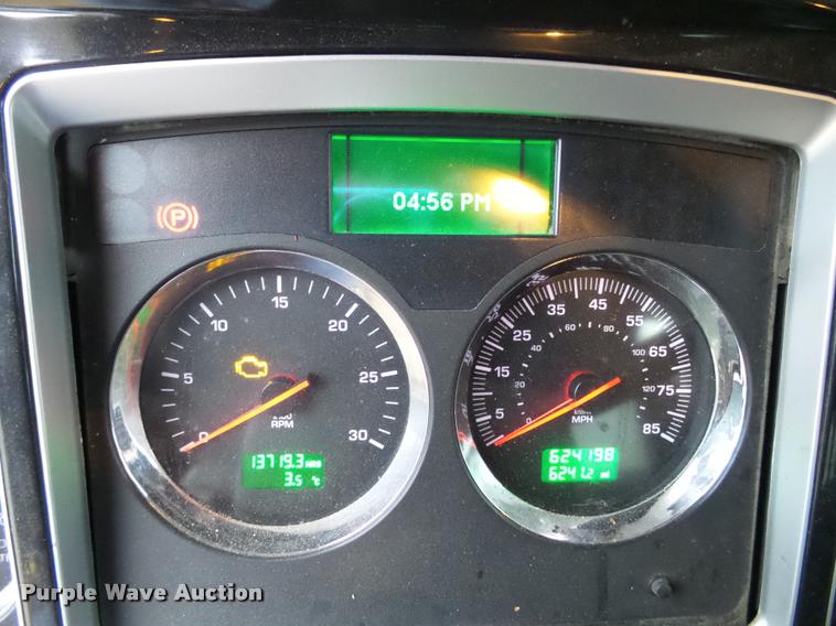 image for item DA7252 2009 Kenworth T660 semi truck