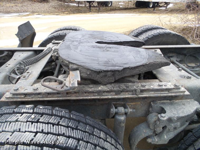 image for item DA7252 2009 Kenworth T660 semi truck