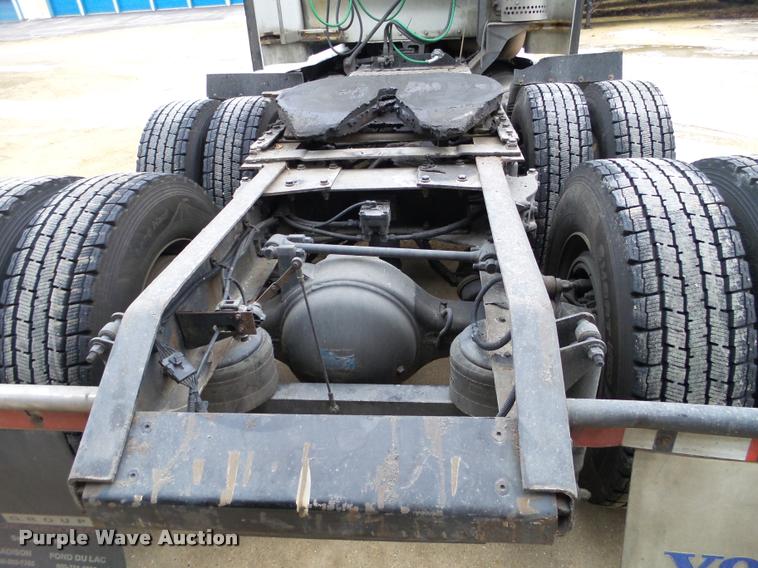 image for item DA7252 2009 Kenworth T660 semi truck