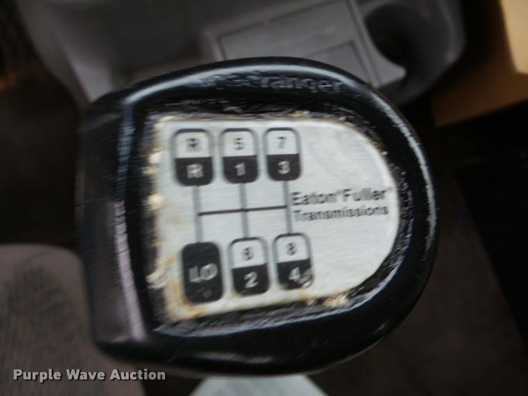 image for item DA7253 1997 Ford AT9513 Aeromax 113 semi truck