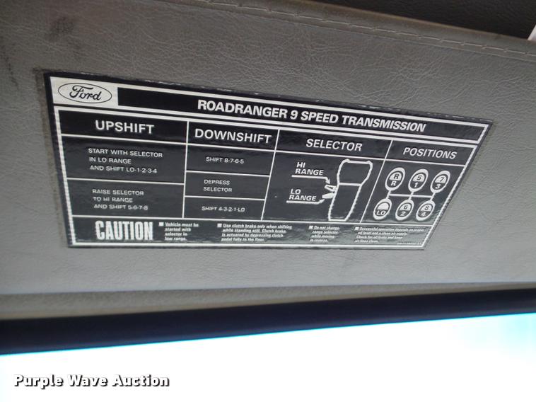 image for item DA7253 1997 Ford AT9513 Aeromax 113 semi truck