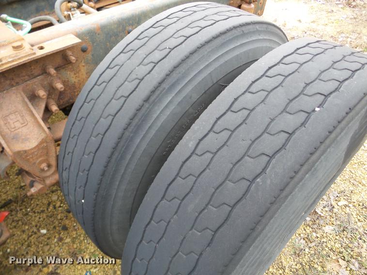 image for item DA7253 1997 Ford AT9513 Aeromax 113 semi truck