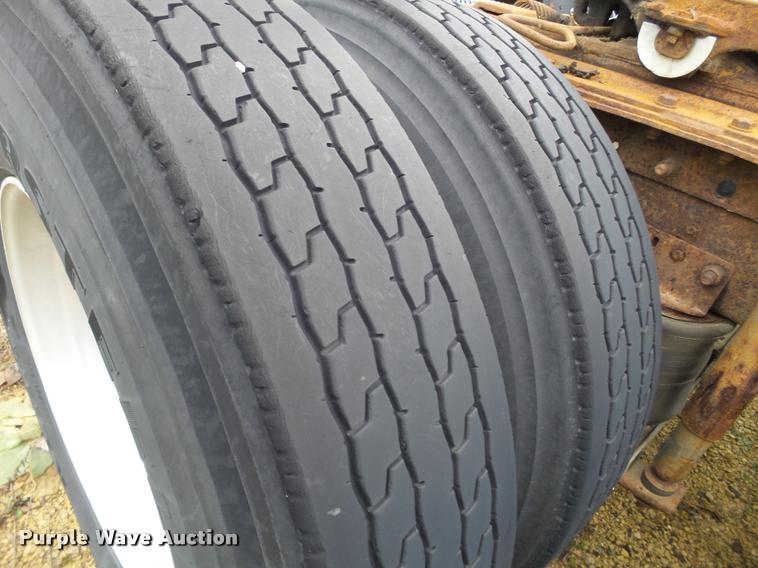 image for item DA7253 1997 Ford AT9513 Aeromax 113 semi truck