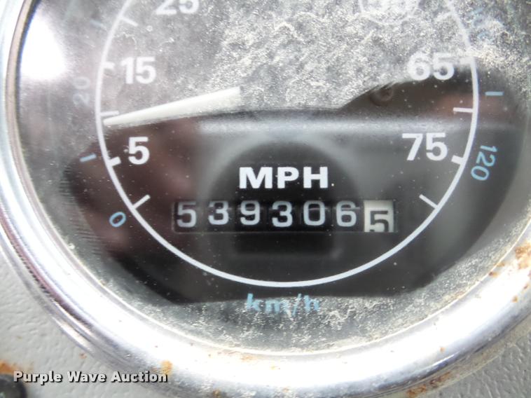 image for item DA7254 1995 Ford LTA9000 Aero Max 106 semi truck