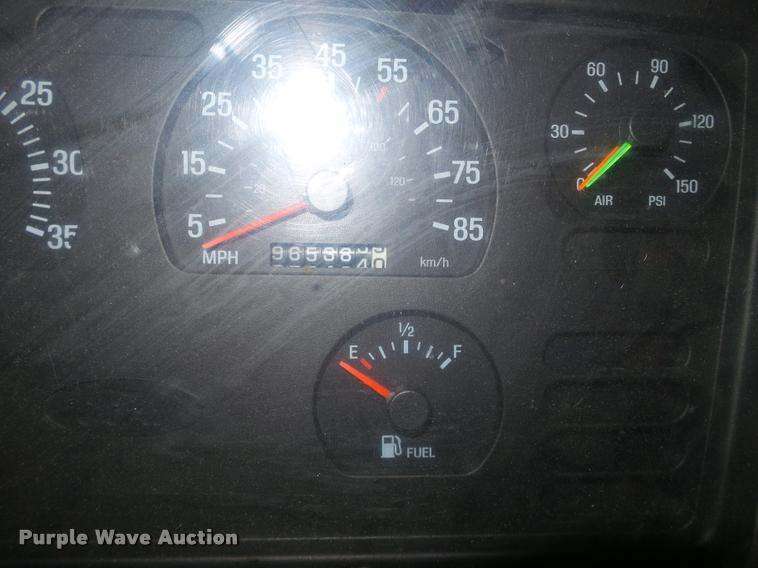 image for item DA7256 1997 Ford AT9513 Aeromax 113 semi truck