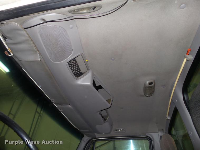 image for item DA7256 1997 Ford AT9513 Aeromax 113 semi truck