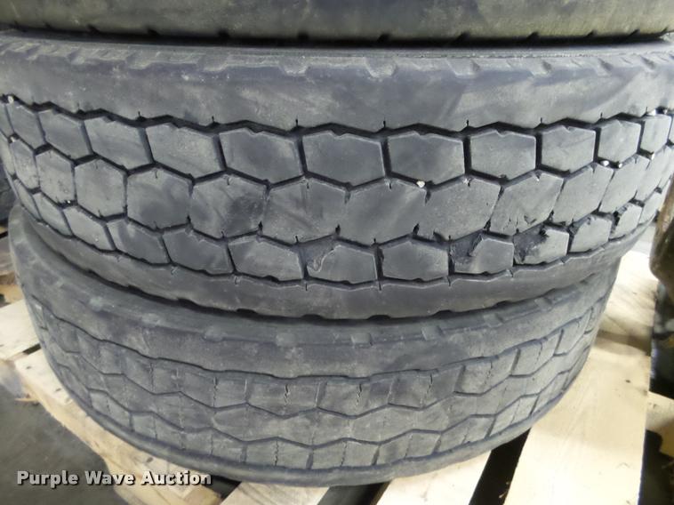 image for item DA7258 Approximately 65 tires