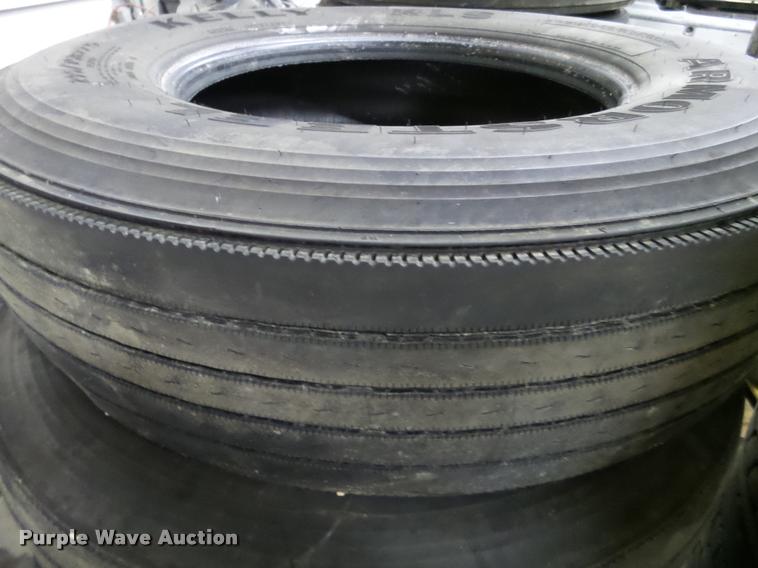 image for item DA7258 Approximately 65 tires