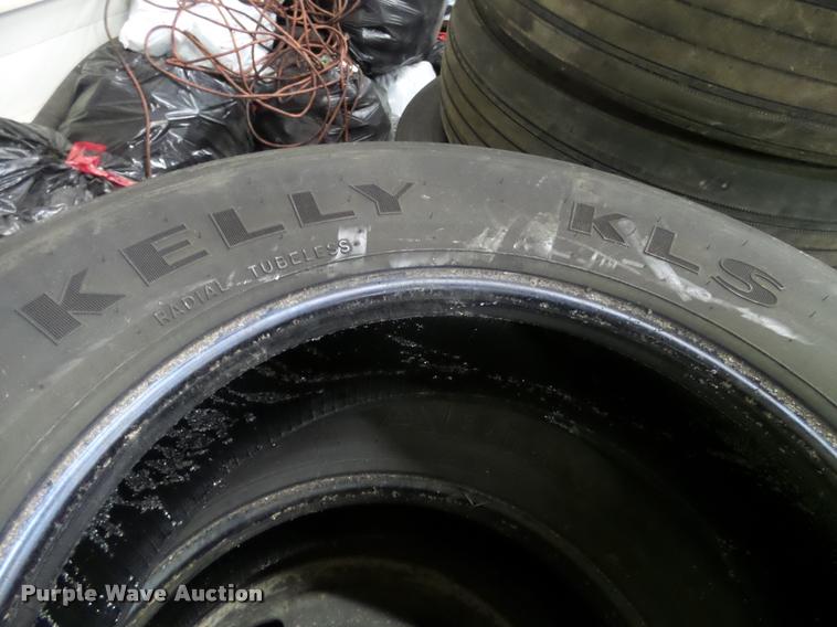 image for item DA7258 Approximately 65 tires