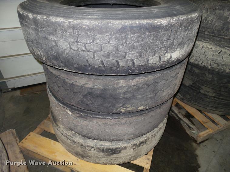 image for item DA7258 Approximately 65 tires