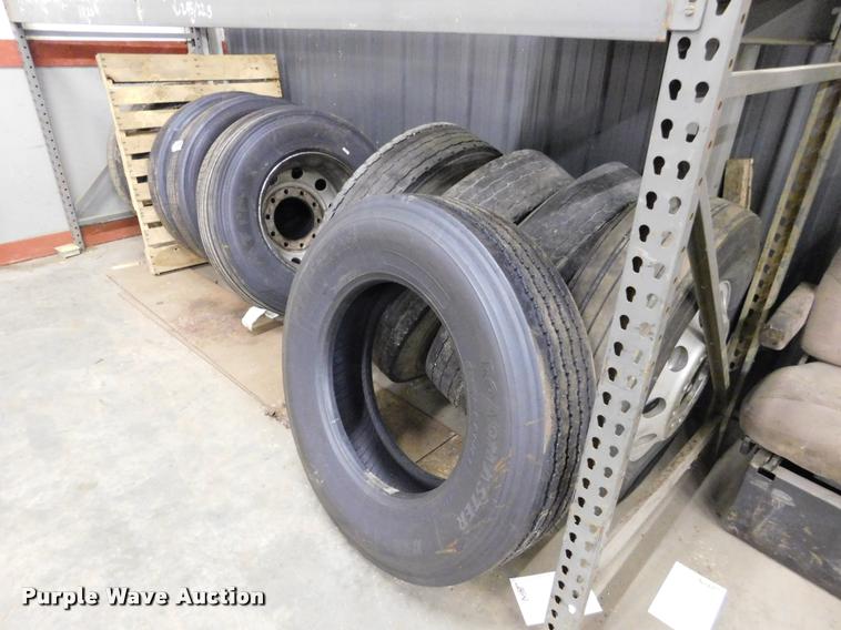 image for item DA7258 Approximately 65 tires
