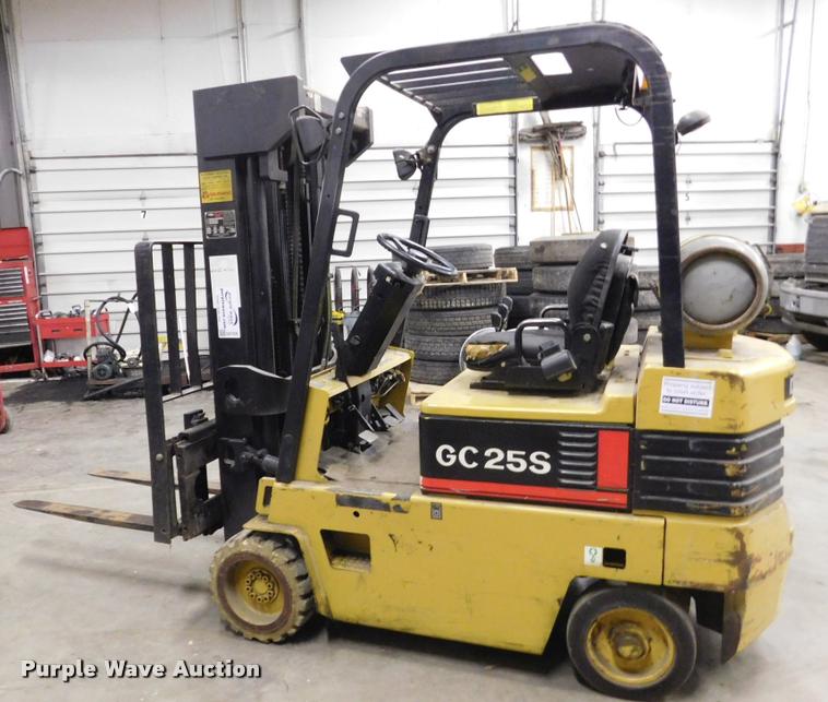 image for item DA7259 Daewoo GC25S forklift