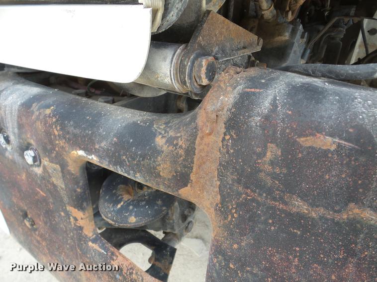 image for item DA7389 2001 Freightliner FLS112 semi truck