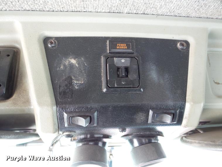 image for item DA7390 1993 Kenworth T600 semi truck