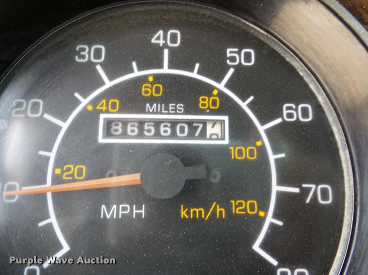 image for item DA7390 1993 Kenworth T600 semi truck