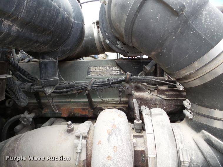 image for item DA7390 1993 Kenworth T600 semi truck