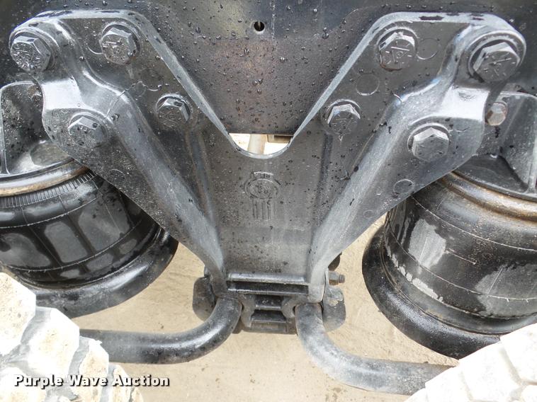 image for item DA7390 1993 Kenworth T600 semi truck