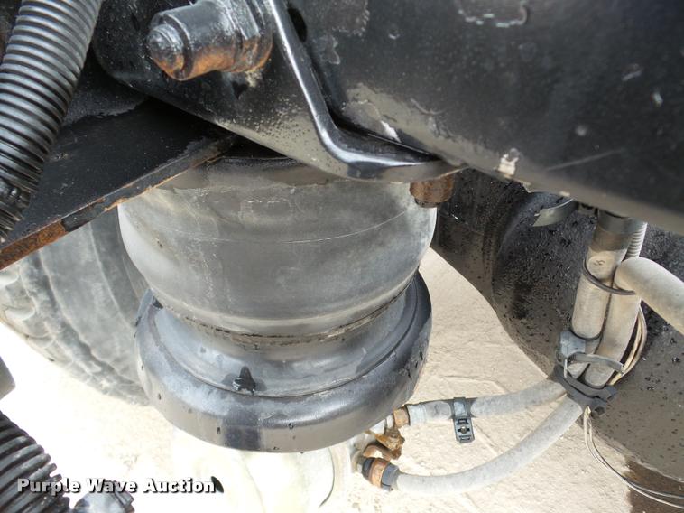 image for item DA7390 1993 Kenworth T600 semi truck