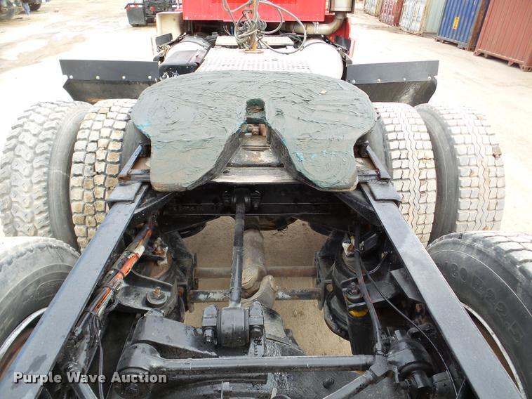 image for item DA7390 1993 Kenworth T600 semi truck