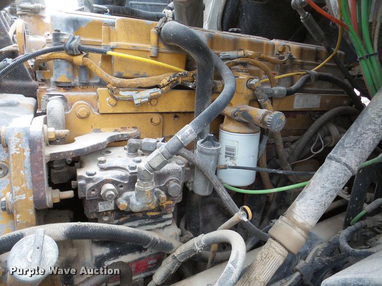 image for item DA7392 1998 Ford AT9513 Aeromax 113 semi truck