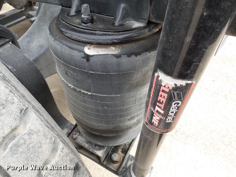 image for item DA7392 1998 Ford AT9513 Aeromax 113 semi truck