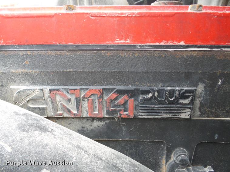 image for item DA7393 2000 Volvo VNL semi truck