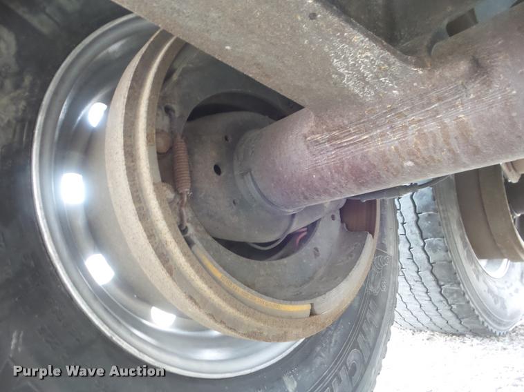 image for item DA7729 2008 Cornhusker double hopper grain trailer