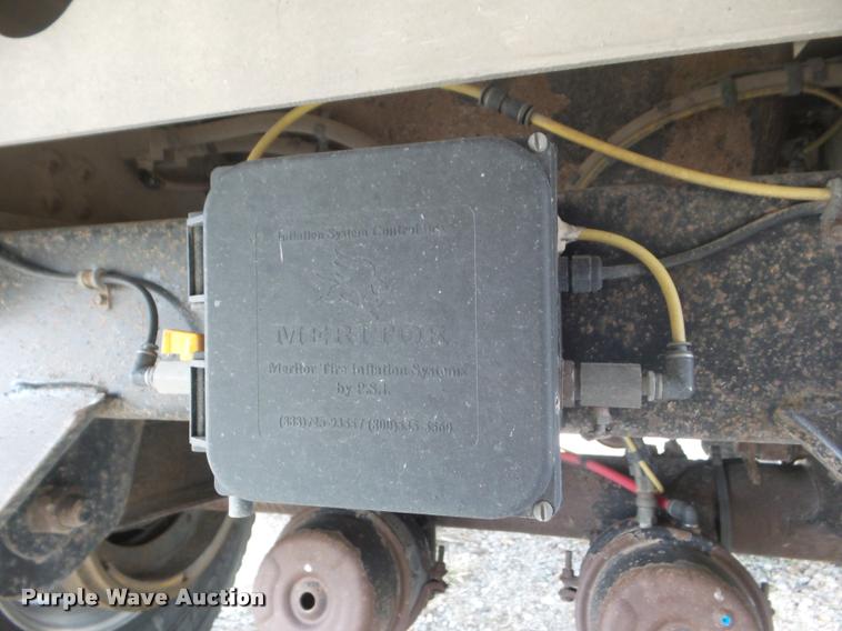 image for item DA7729 2008 Cornhusker double hopper grain trailer