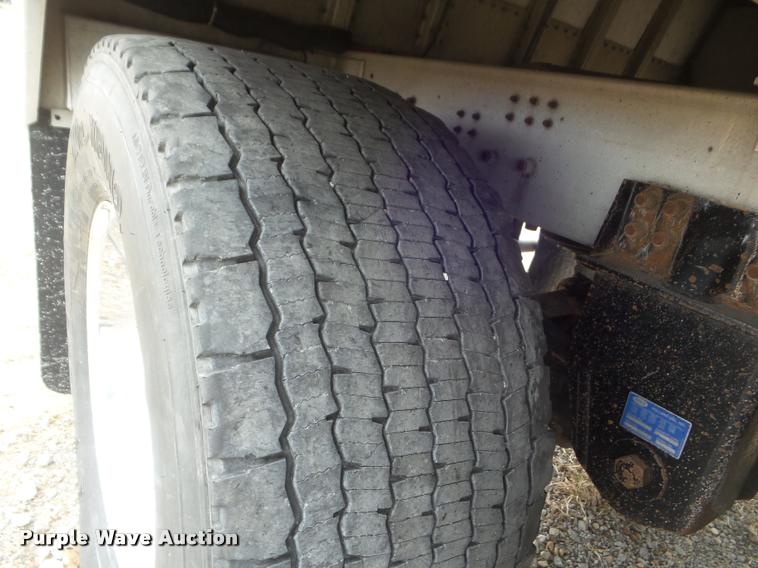 image for item DA7729 2008 Cornhusker double hopper grain trailer