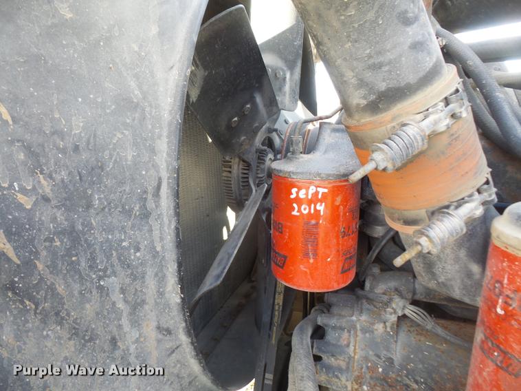 image for item DB0676 1990 Mack CH613 semi truck