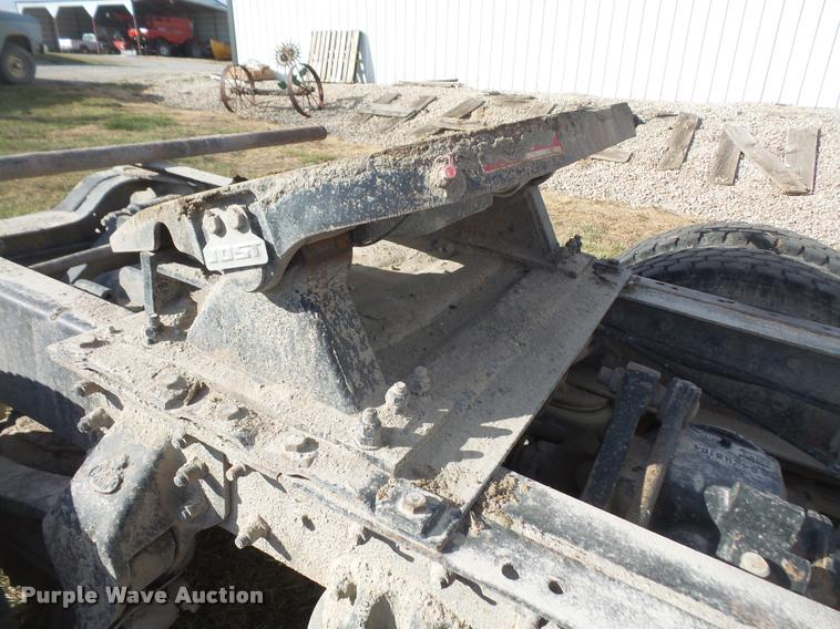 image for item DB0676 1990 Mack CH613 semi truck