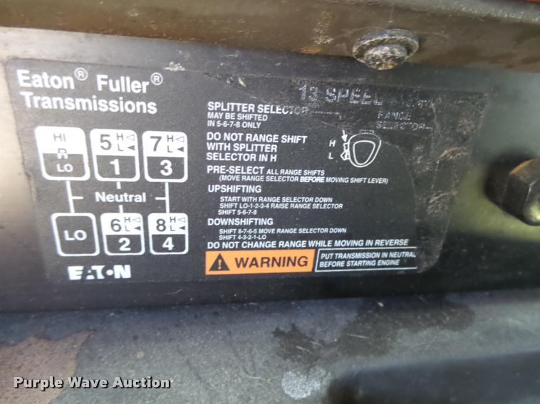 image for item DB1894 1999 International 9900 semi truck