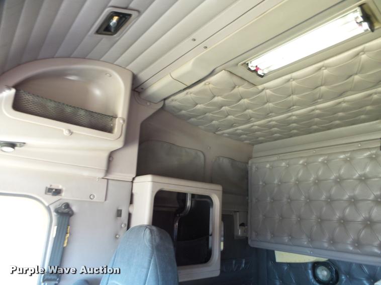 image for item DB1894 1999 International 9900 semi truck