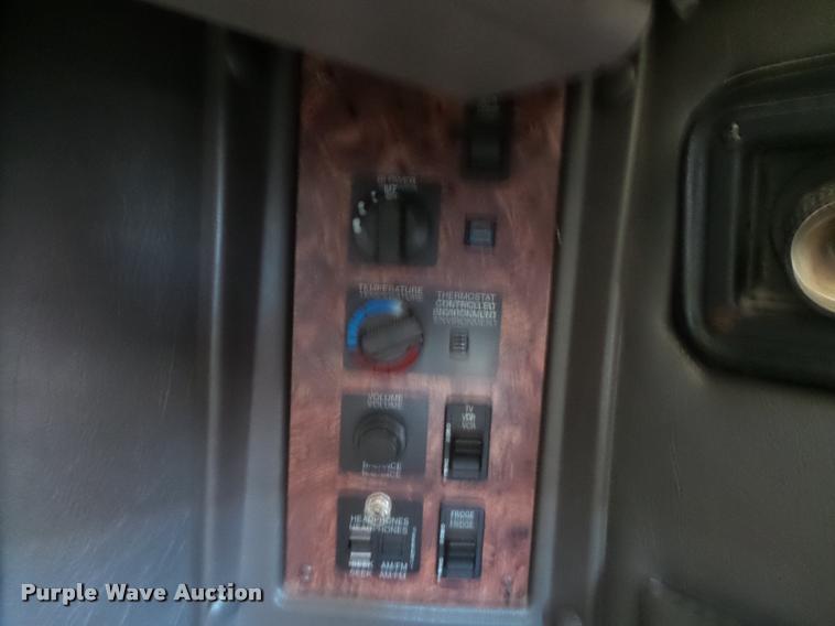 image for item DB1894 1999 International 9900 semi truck