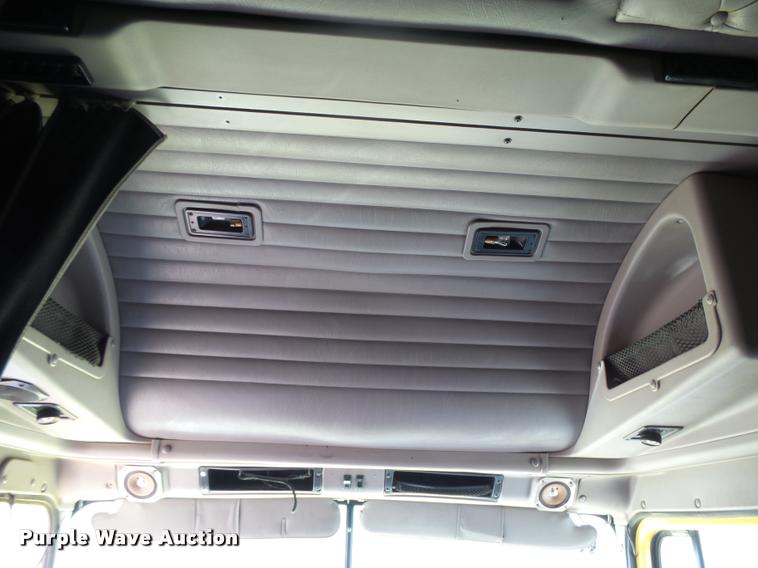 image for item DB1894 1999 International 9900 semi truck