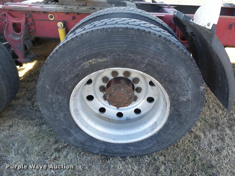 image for item DB1894 1999 International 9900 semi truck