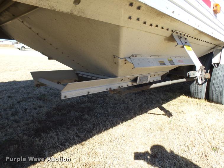 image for item DB1909 2008 Timpte double hopper grain trailer