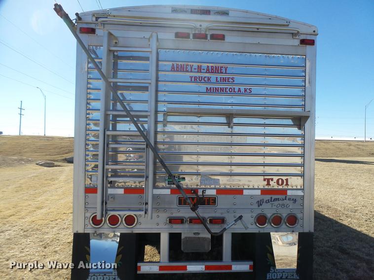 image for item DB1909 2008 Timpte double hopper grain trailer