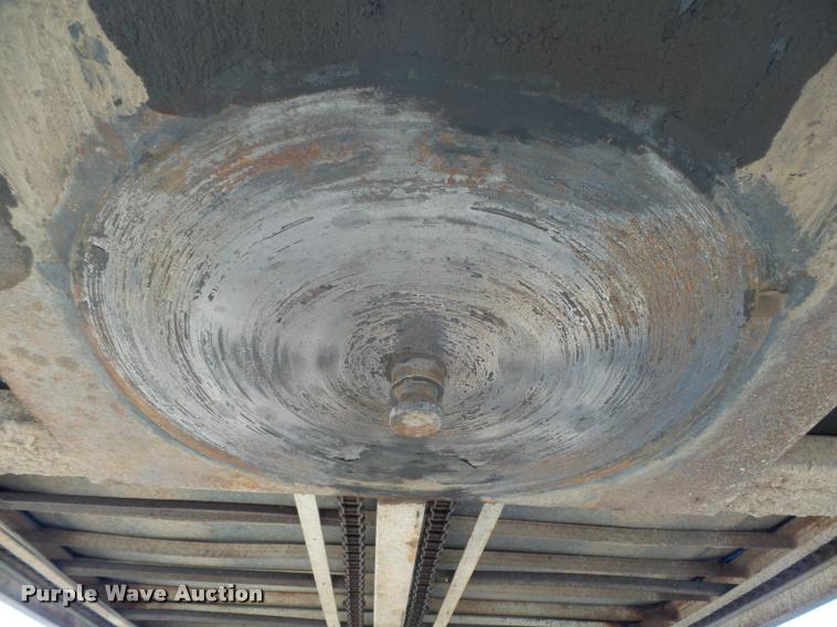 image for item DB1919 2013 shop built live bottom trailer