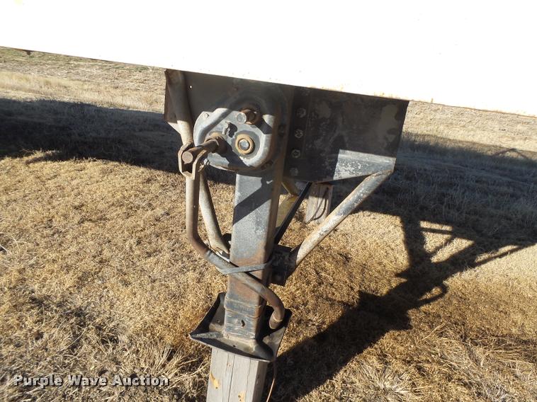 image for item DB1919 2013 shop built live bottom trailer