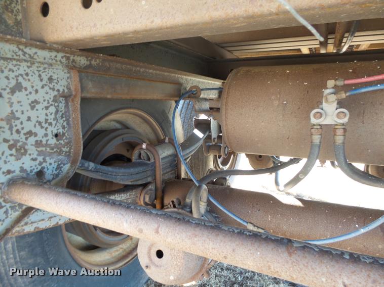 image for item DB1919 2013 shop built live bottom trailer