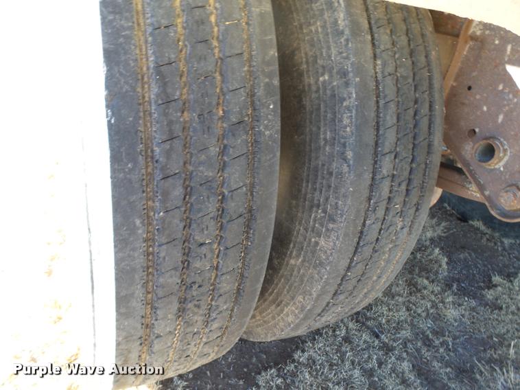 image for item DB1919 2013 shop built live bottom trailer