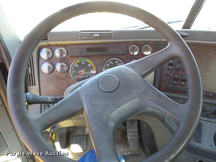 image for item DB2405 2005 Freightliner Century Class ST120 semi truck