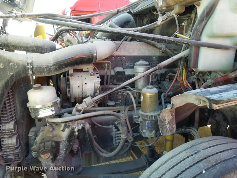 image for item DB2405 2005 Freightliner Century Class ST120 semi truck